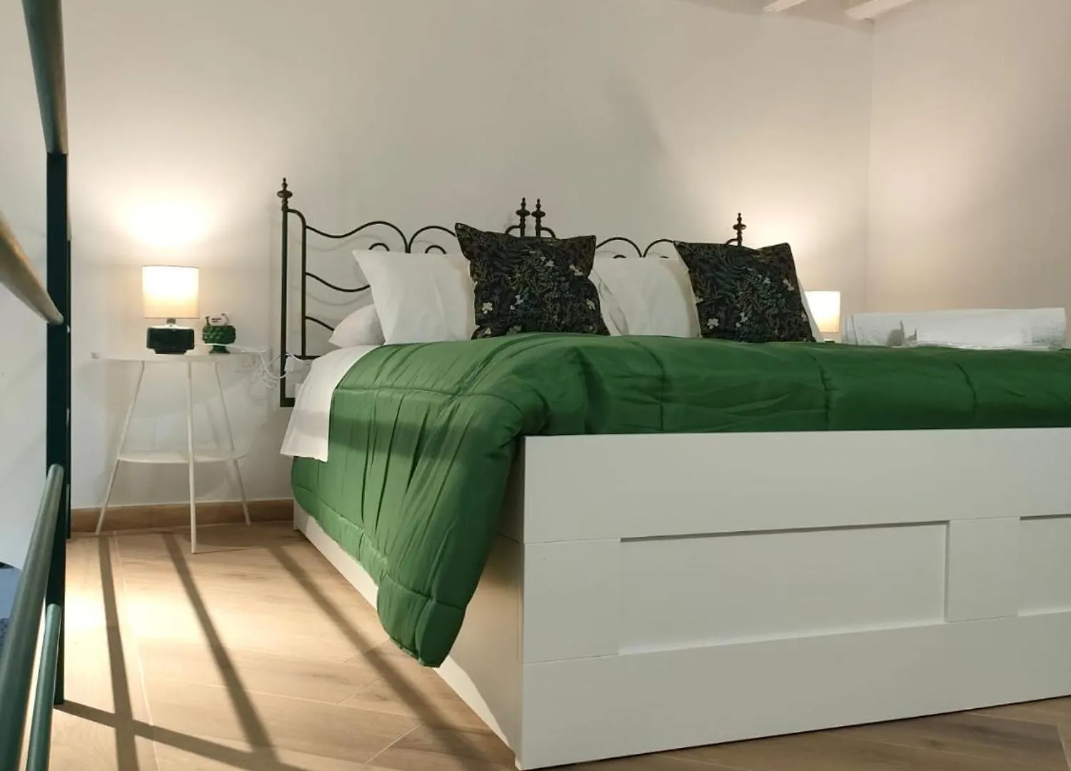 Liberty Green House Palermo Apartment