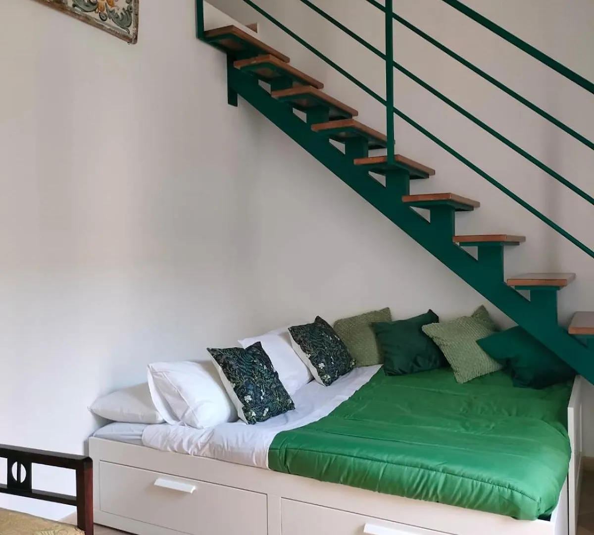 Liberty Green House Palermo Apartment